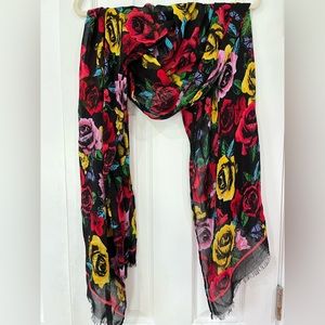 Vera Bradley Soft Fringe Scarf in Havana Rose